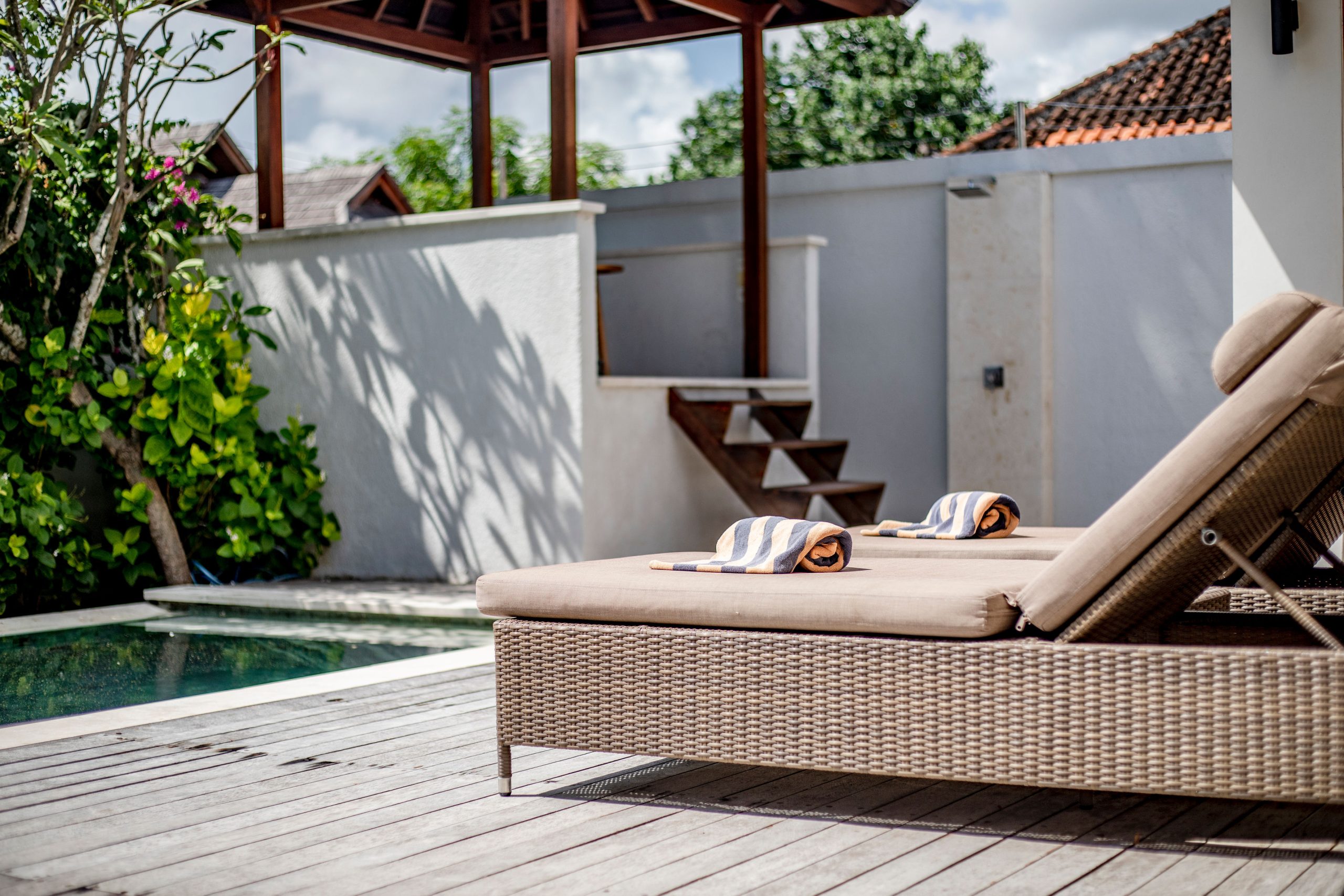 Quiet resort dining at Kokomo Gili Gede