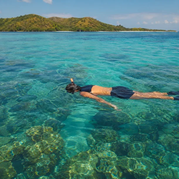 snorkeling at gili gede